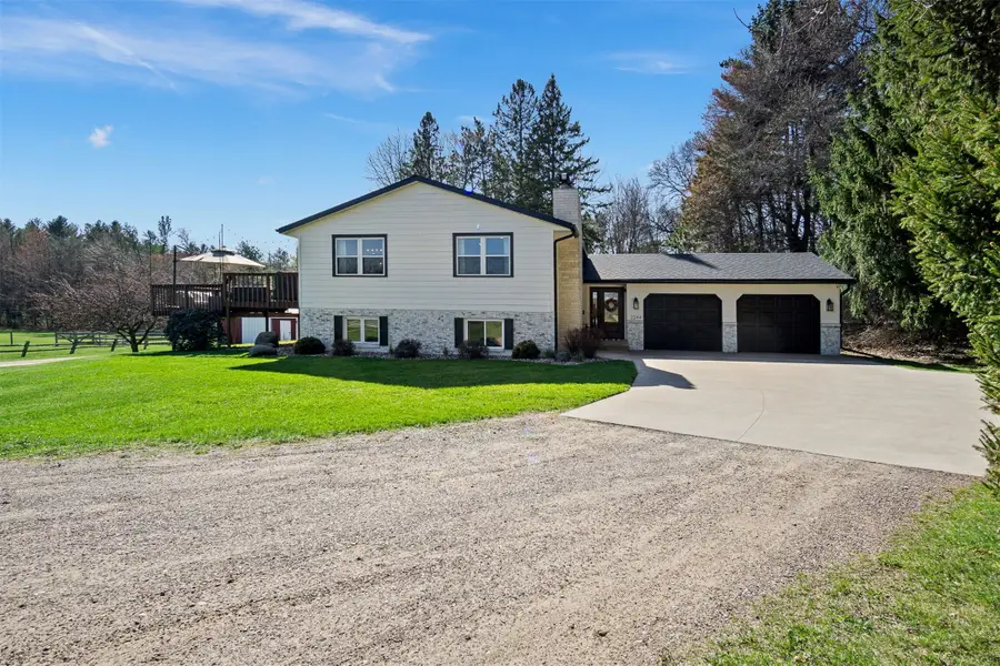 2244 N 90th Avenue, Eau Claire, WI 54703 - #2