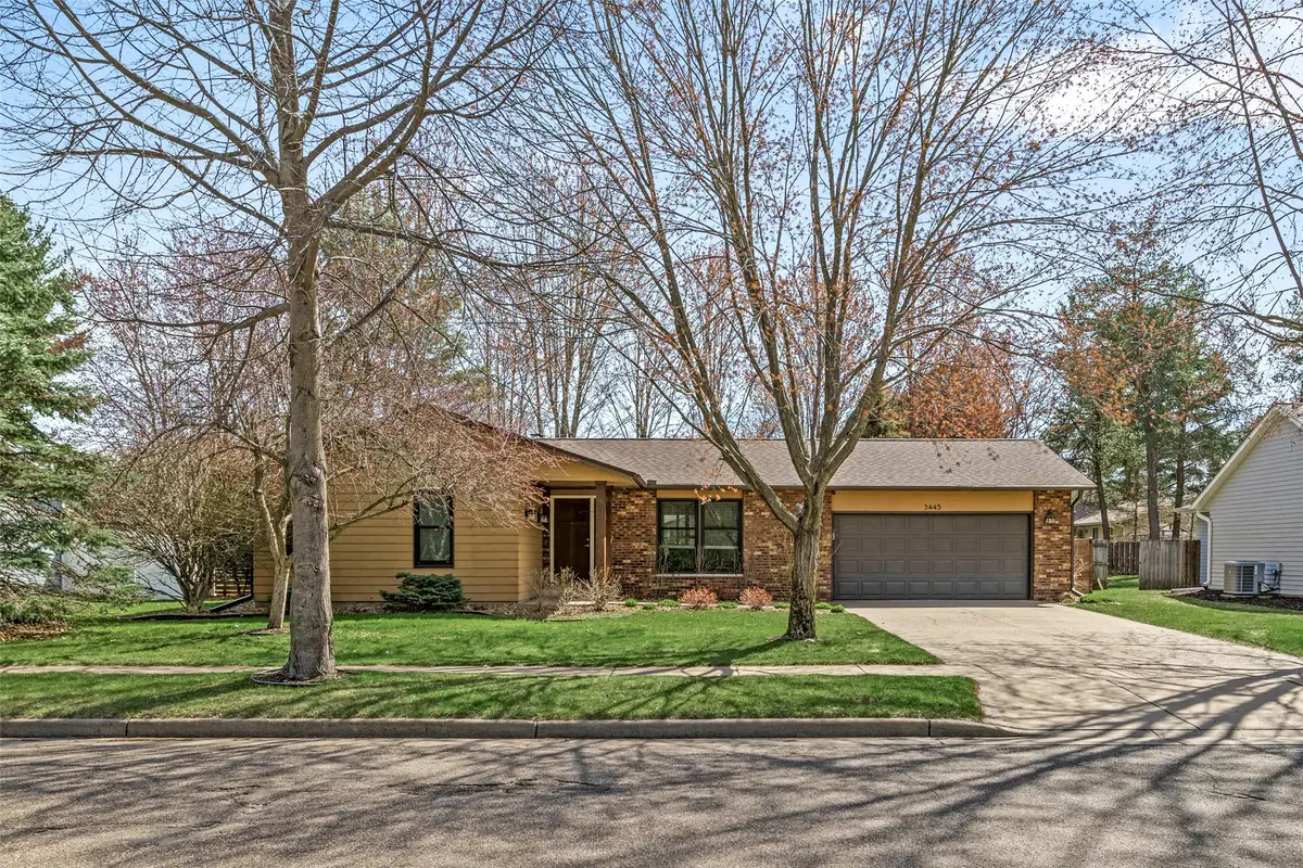 3445 Nimitz St, Eau Claire, WI 54701 - #1