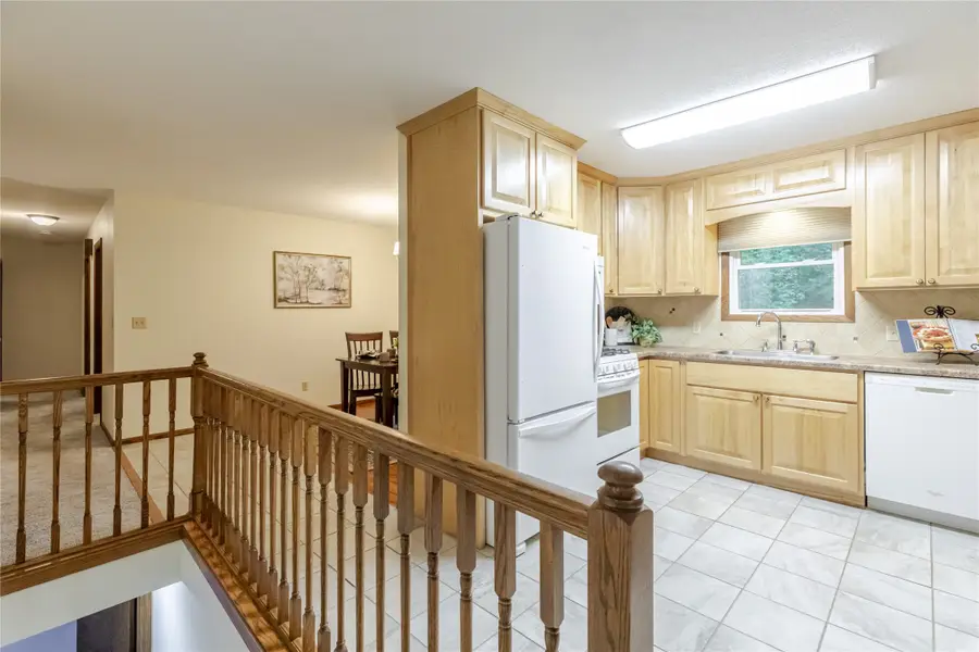 1210 S 50th Avenue, Eau Claire, WI 54703 - #3
