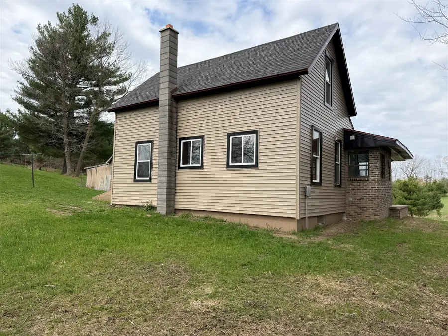 664 17 1/2 Street, Hillsdale, WI 54733 - #3