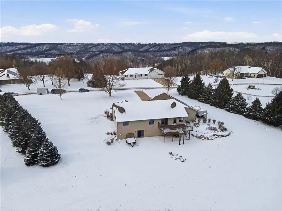 W4325 Tower Lane, La Crosse, WI 54601 - #2