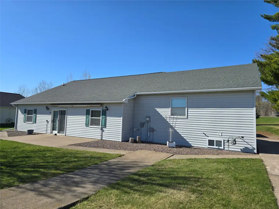 406 W Dell Street, New Auburn, WI 54757 - #2