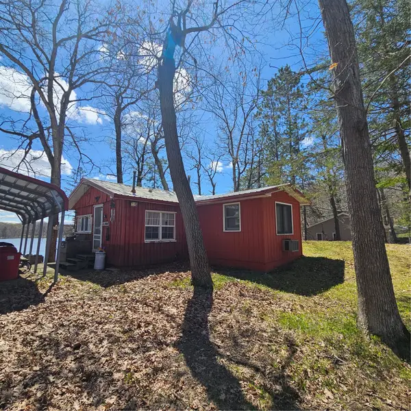 936 N Sunrise Point, Chetek, WI 54728