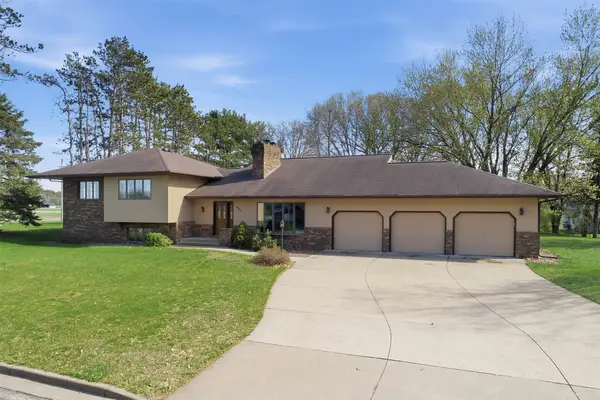 2932 Plum Tree Circle N, Menomonie, WI 54751