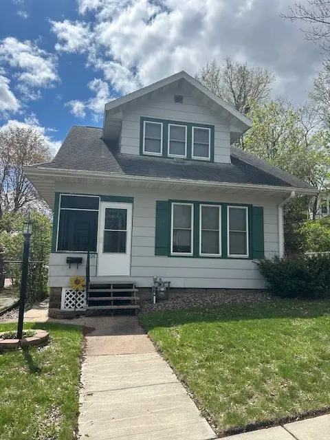 229 W Elm Street, Chippewa Falls, WI 54729