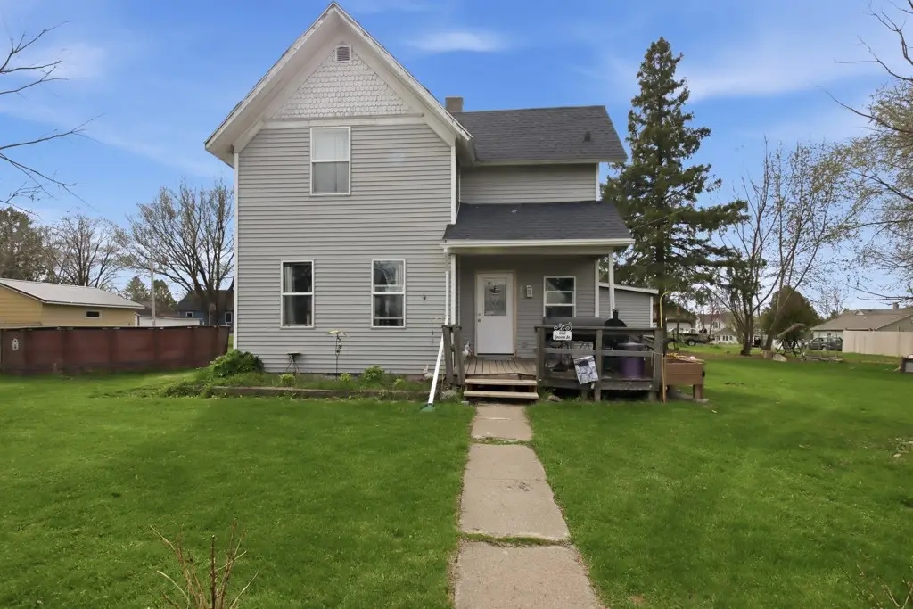 228 Lincoln Street, Stanley, WI 54768 - #1