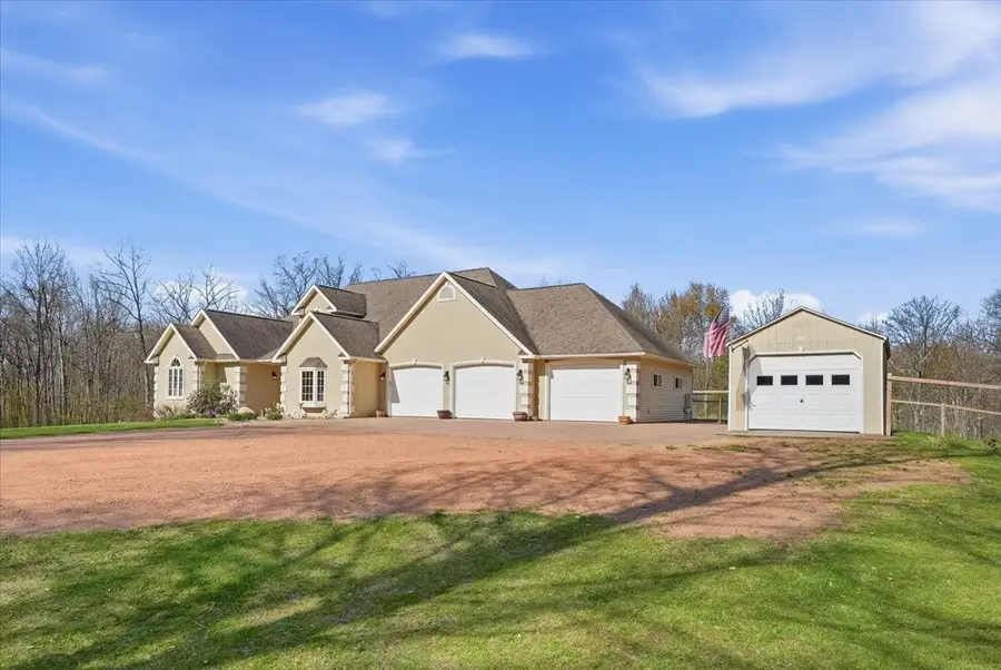 N1520 Hollow Road, Stanley, WI 54768 - #3