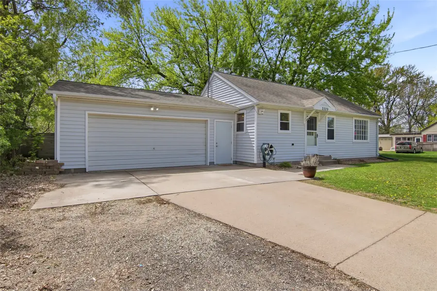 2229 Vine Street, Eau Claire, WI 54703 - #3