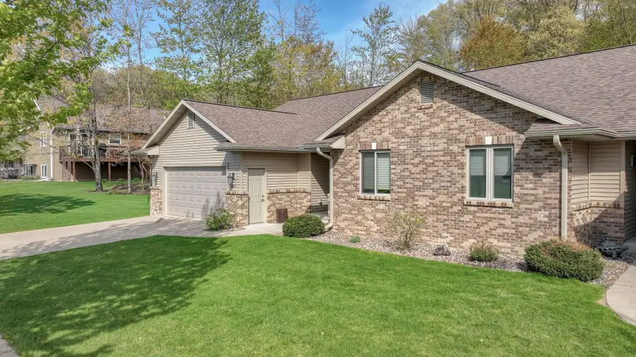 2621 E Princeton Avenue, Eau Claire, WI 54703 - #2