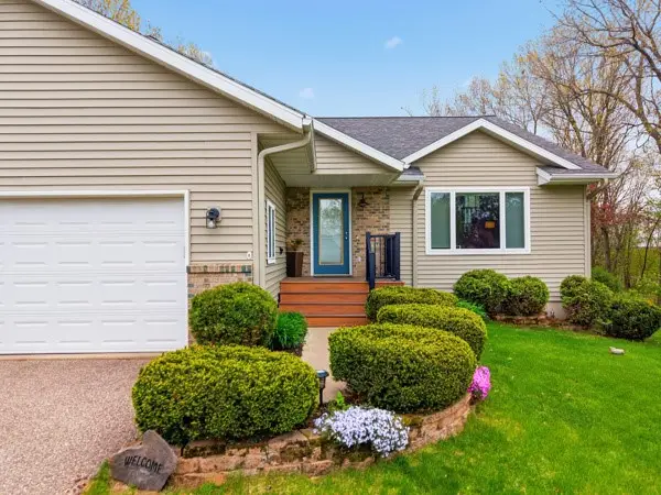 1652 N 950th Street, Eau Claire, WI 54701