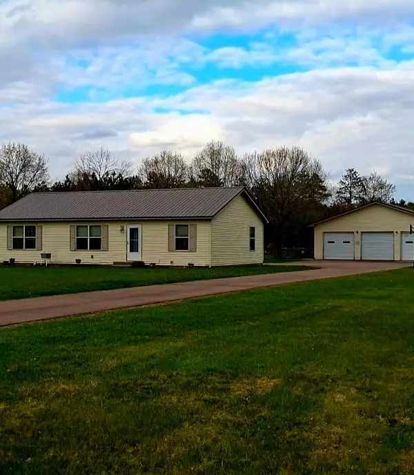 N50894 Schutte Lane, Eleva, WI 54738