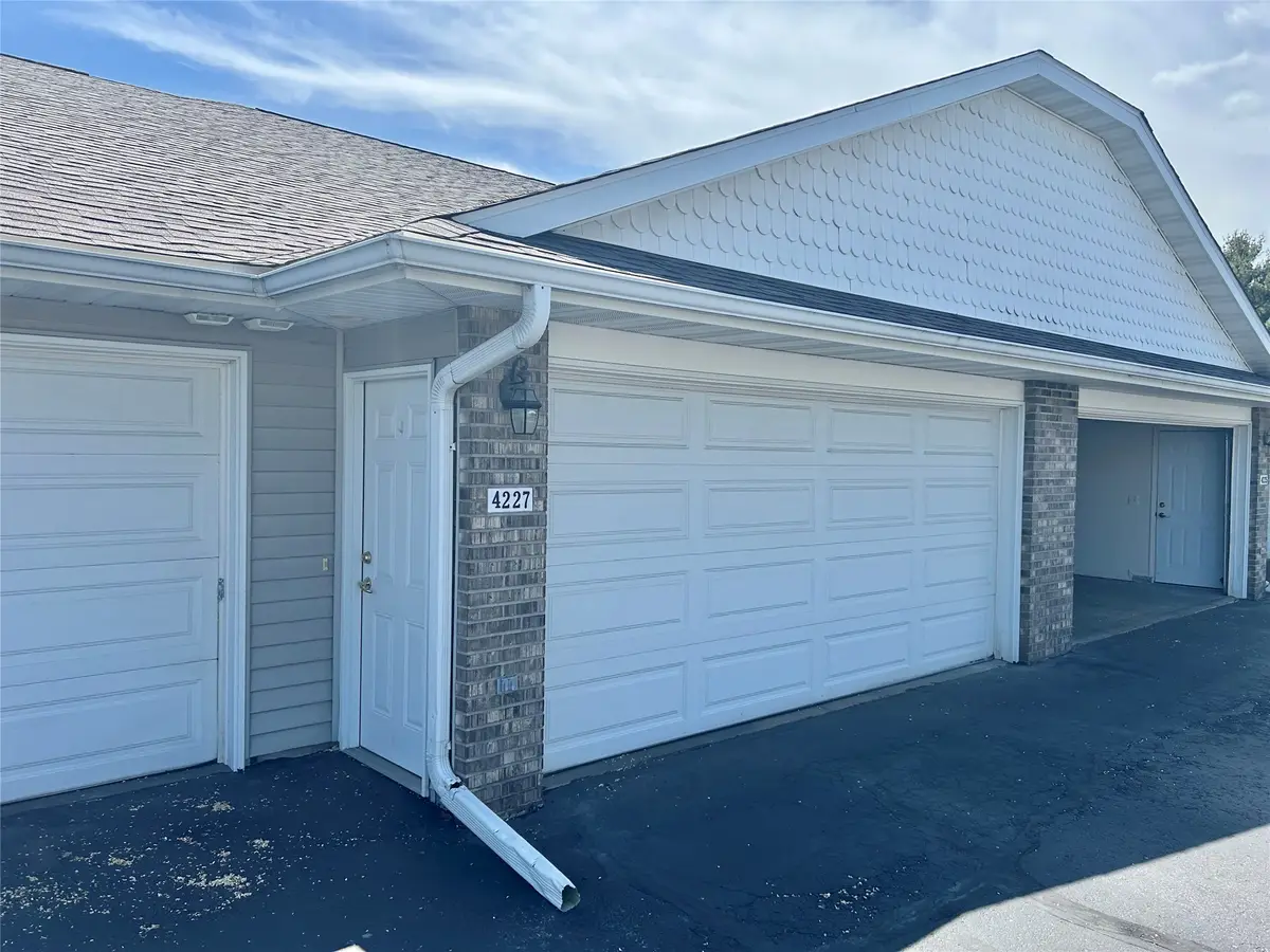 4227 W Robin Meadows Lane #4227, Eau Claire, WI 54701 - #1