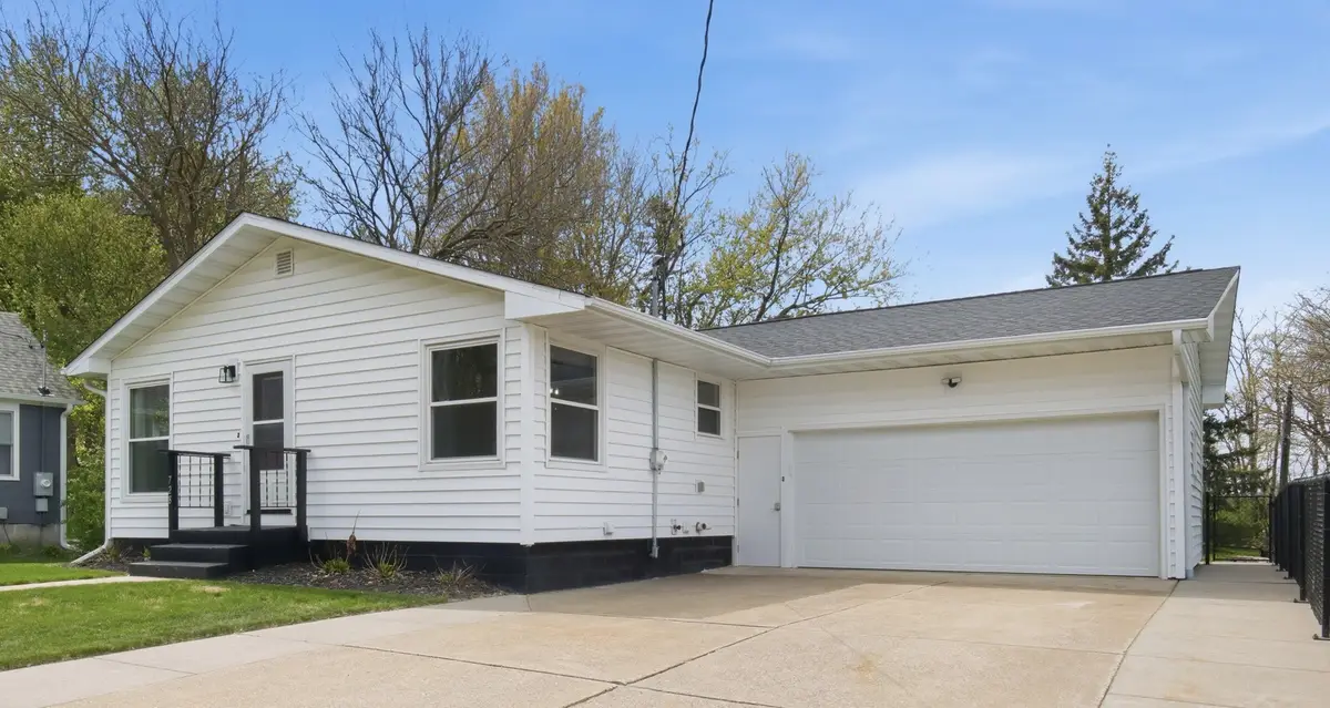 728 2nd Street W, Altoona, WI 54720 - #1