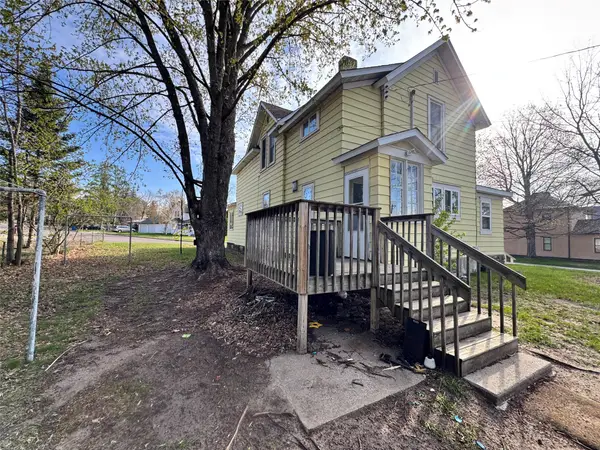 401 Elm Street, Spooner, WI 54801