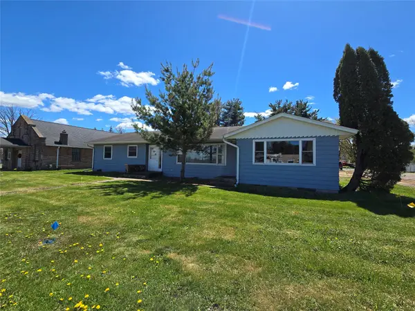 1306 E Division Avenue, Barron, WI 54812
