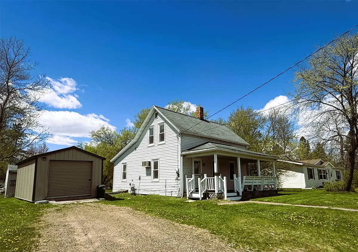 814 E 4th Street S, Ladysmith, WI 54848 - #1