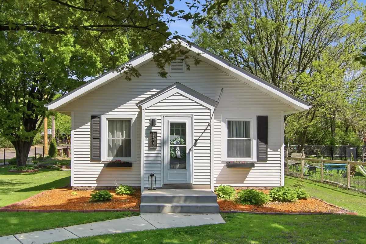 1502 Hogeboom Avenue, Eau Claire, WI 54701 - #1