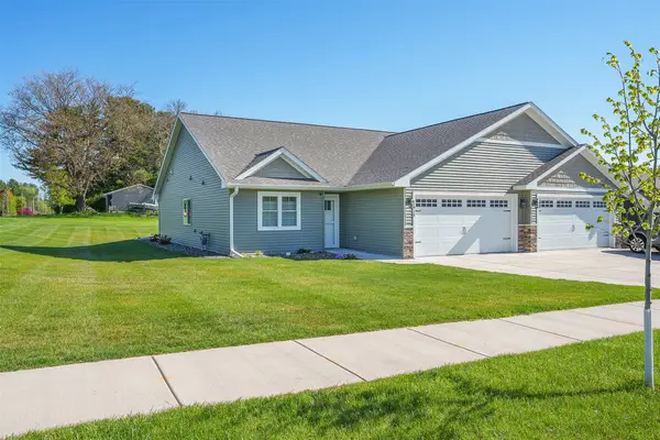 938 Jeffers Ridge, Eau Claire, WI 54703