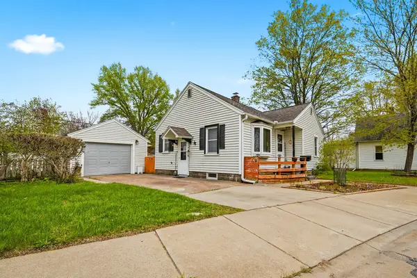 1525 Lee Street, Eau Claire, WI 54701