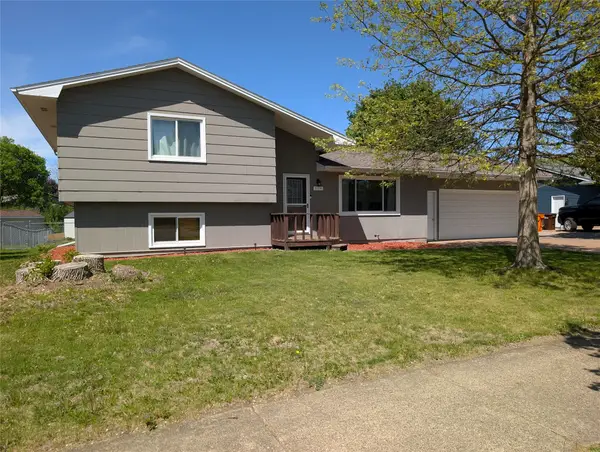 3114 Kilbourne Avenue, Eau Claire, WI 54703