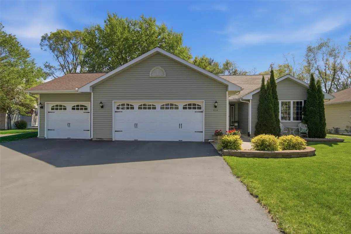 2719 Pine View Road, Eau Claire, WI 54703 - #1