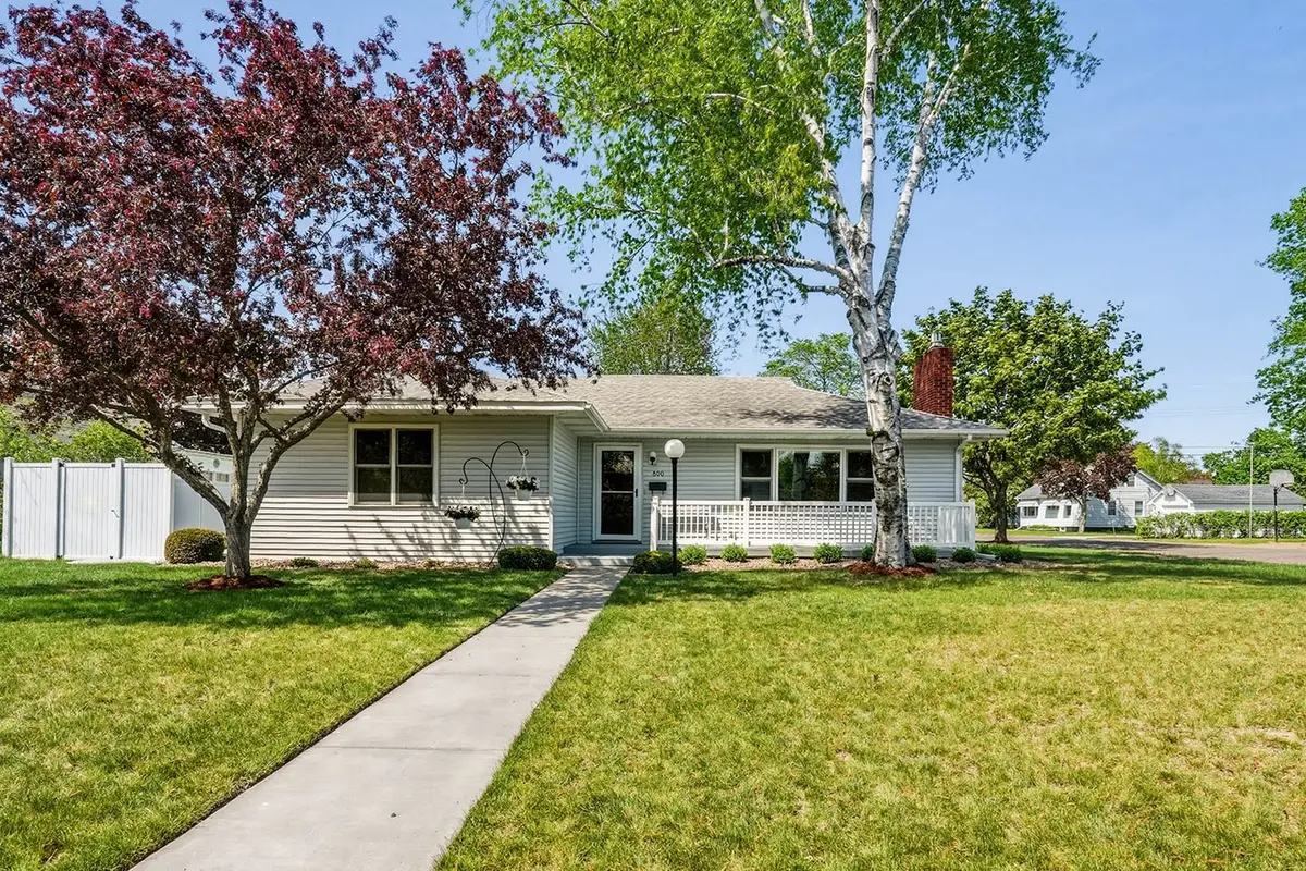 800 Stanley Street, Chippewa Falls, WI 54729 - #1