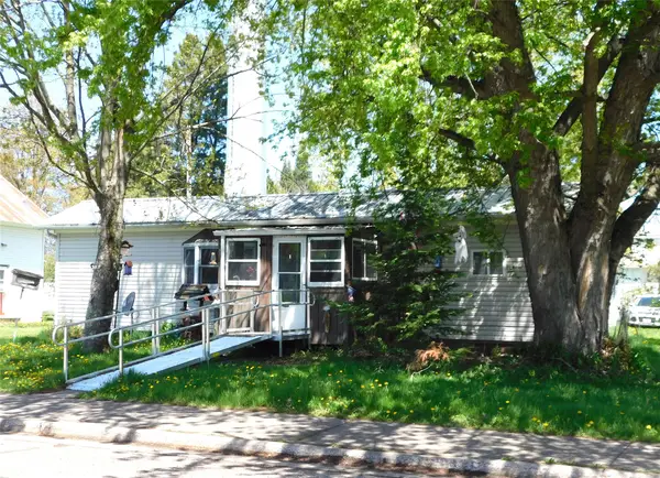 516 Grand Avenue, Hawkins, WI 54530
