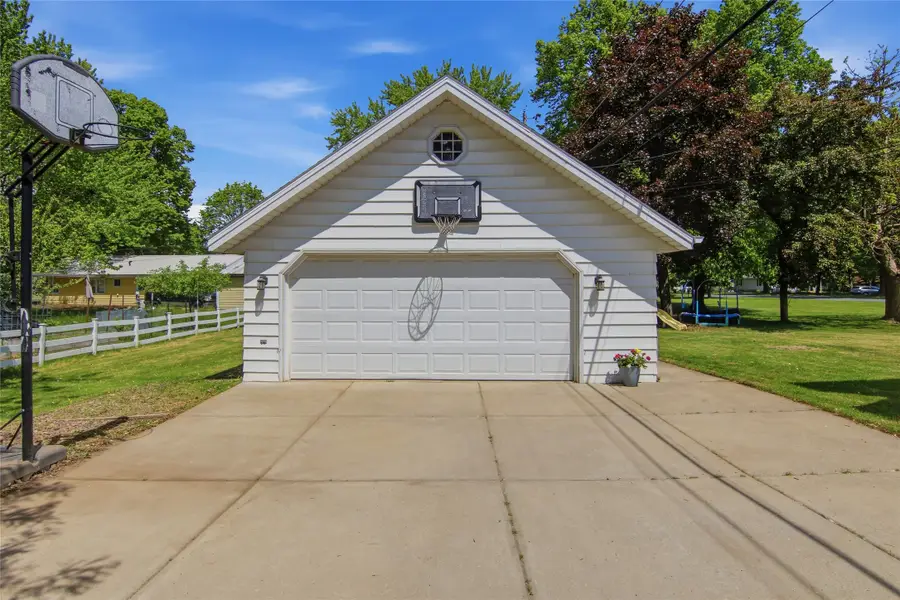 1615 2nd Avenue Se, Menomonie, WI 54751 - #3