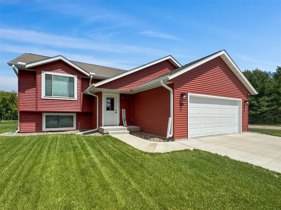 1628 Hazeltine Drive, Eau Claire, WI 54703 - #2