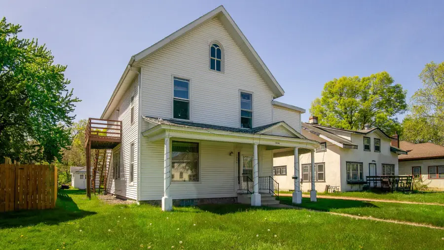 1204 State St, Eau Claire, WI 54701 - #2