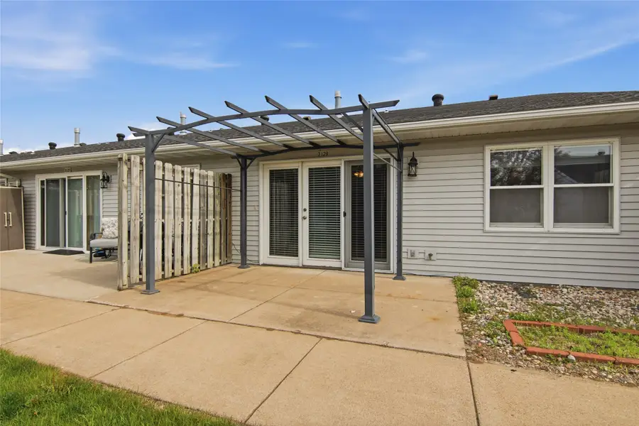 3129 Craig Road #3129, Eau Claire, WI 54701 - #3