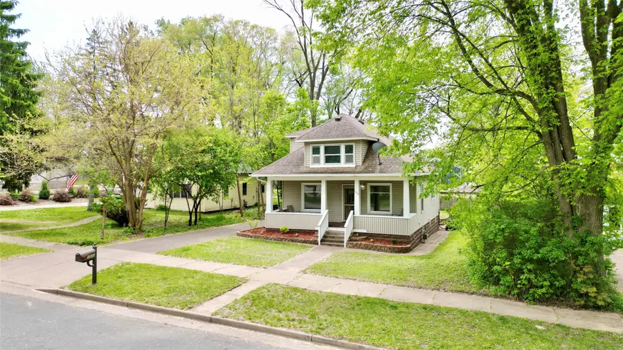1533 E Madison Street, Eau Claire, WI 54703 - #3