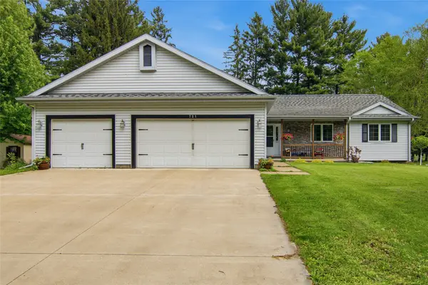 721 Elm Avenue W, Menomonie, WI 54751