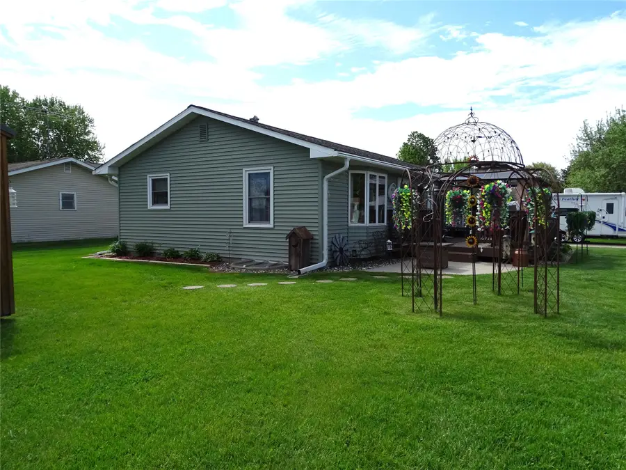 260 N Harrison Street, Mondovi, WI 54755 - #3