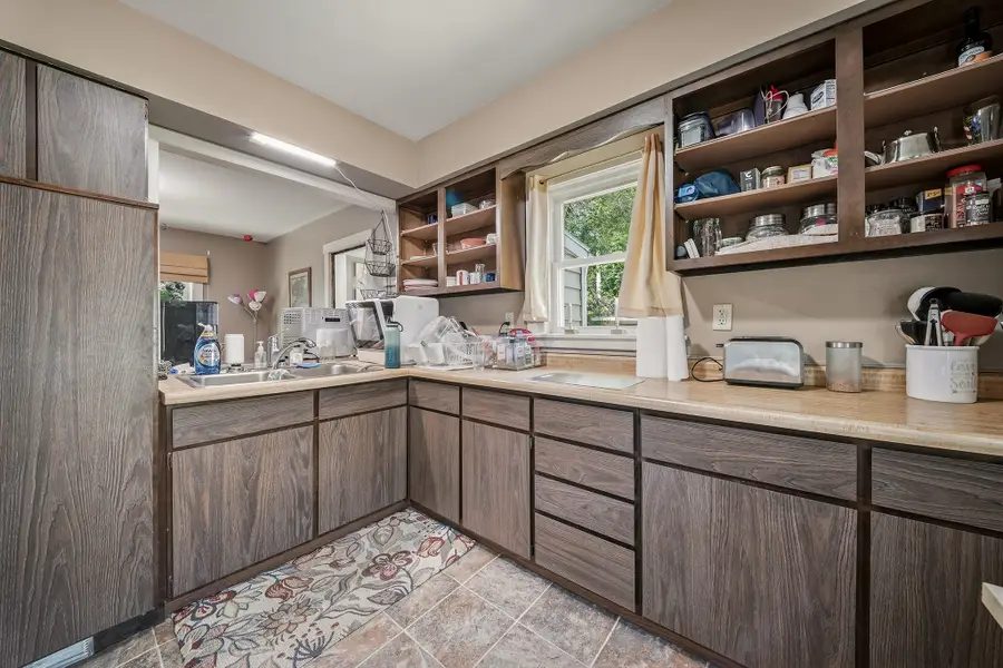1516 Sherwin Avenue, Eau Claire, WI 54701 - #3