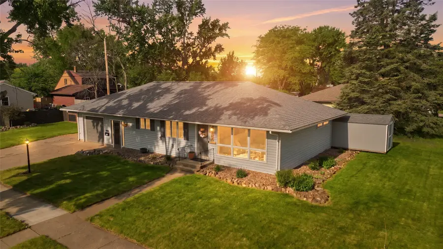 2304 Agnes Street, Eau Claire, WI 54701 - #2