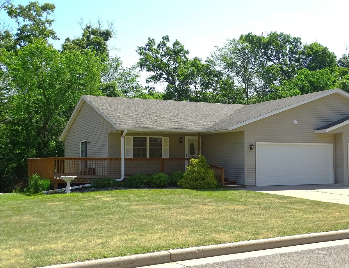 186 Country Lane, Durand, WI 54736 - #1