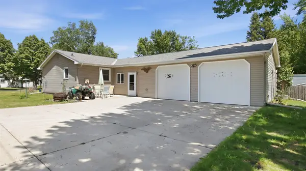 3201 Lotus Street, Eau Claire, WI 54703