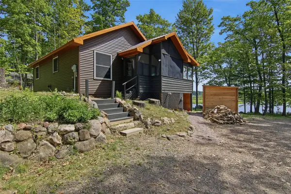 9826 N Raven Lane, Hayward, WI 54843
