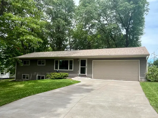 3464 Potter Road, Eau Claire, WI 54703
