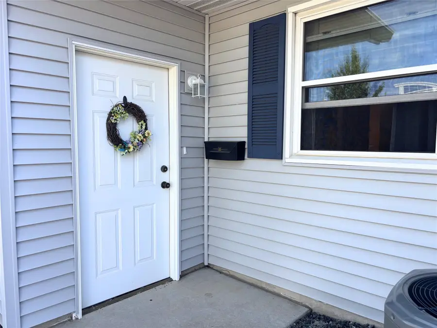 3527 Lever Street #3527, Eau Claire, WI 54701 - #3