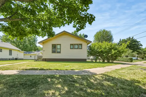 109 W Greenville Street, Chippewa Falls, WI 54729