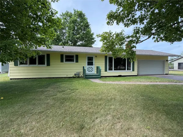 15673 Lakewood Drive, Hayward, WI 54843