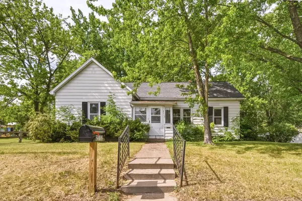 2112 Cleveland Street, Eau Claire, WI 54703