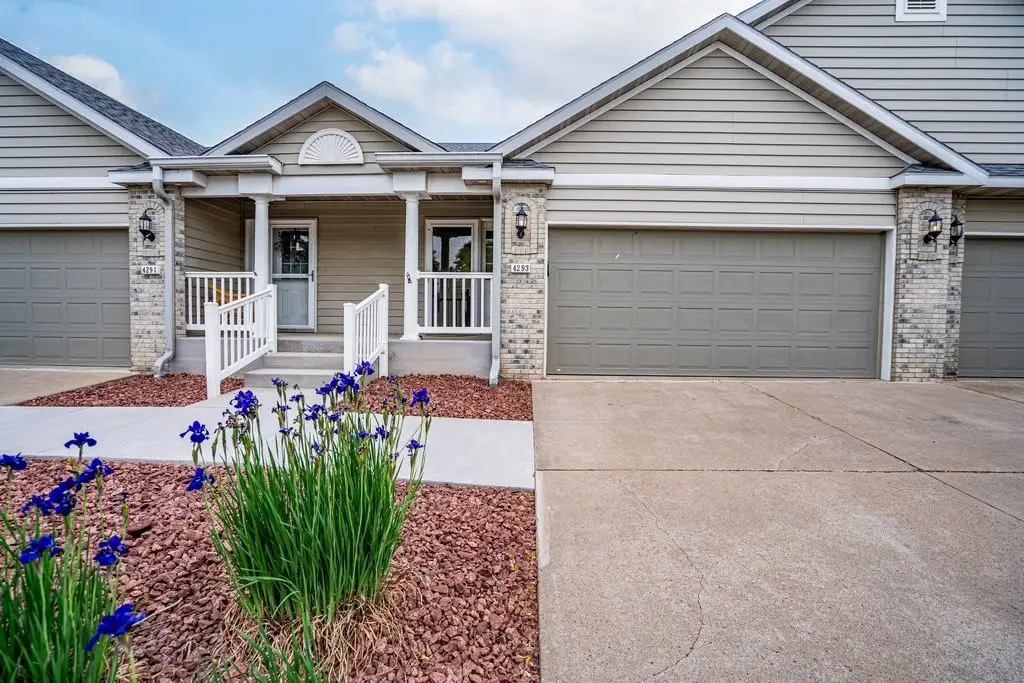 4293 Mill Ridge Circle, Eau Claire, WI 54703 - #1
