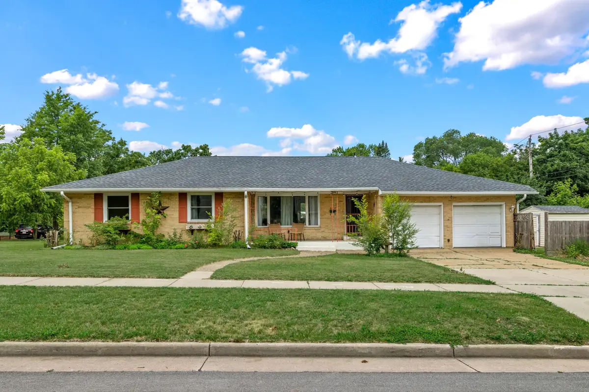 334 Margaret Street, Eau Claire, WI 54701 - #1