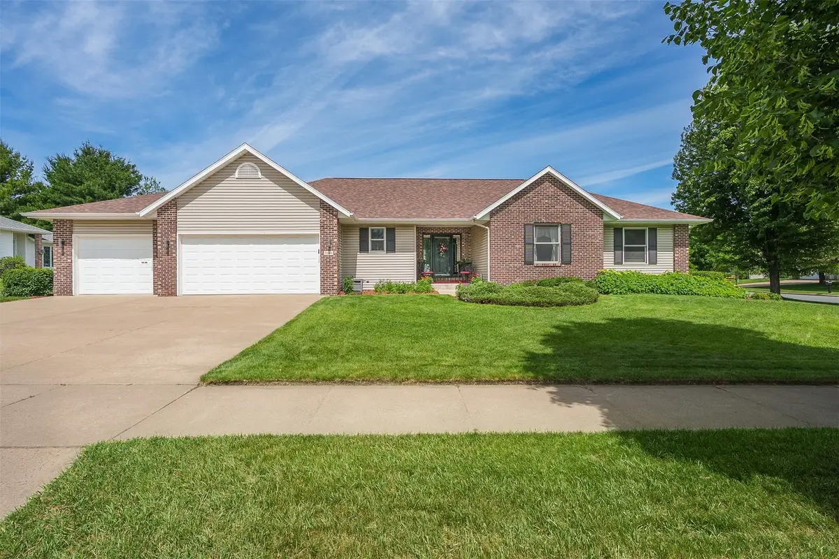 3804 Harvard Lane, Eau Claire, WI 54701 - #1
