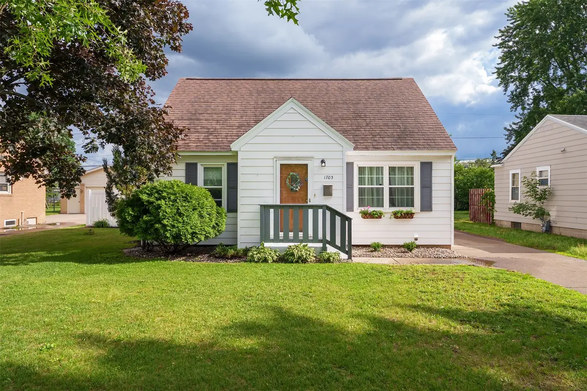 1703 Lyndale Avenue, Eau Claire, WI 54701 - #1
