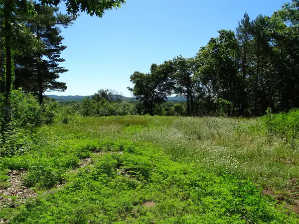 N4916 County Road N, Arkansaw, WI 54721