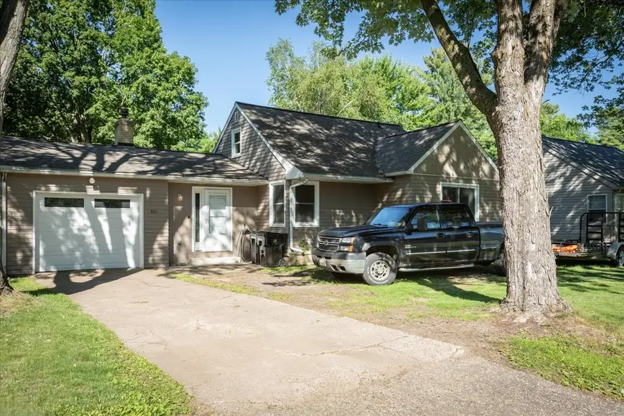 861 Hopwood Avenue Ne, Menomonie, WI 54751 - #2